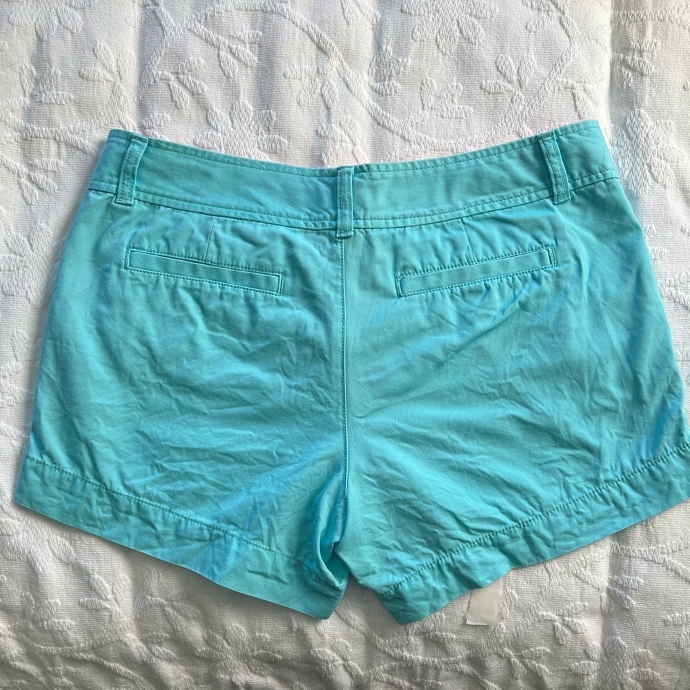 Lilly Pulitzer chino shorts sz 8